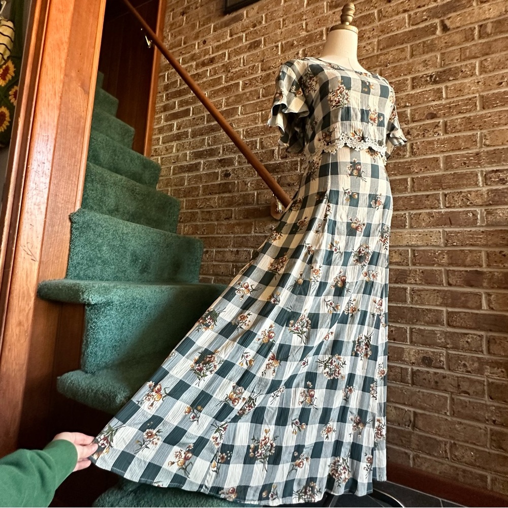 VTG 80s Retro Cream & Green Checkered Floral Corset Lace Up Maxi Dress
